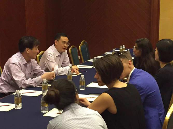 第十九届宁波国际服装节（上海）推介会在沪召开(图2)